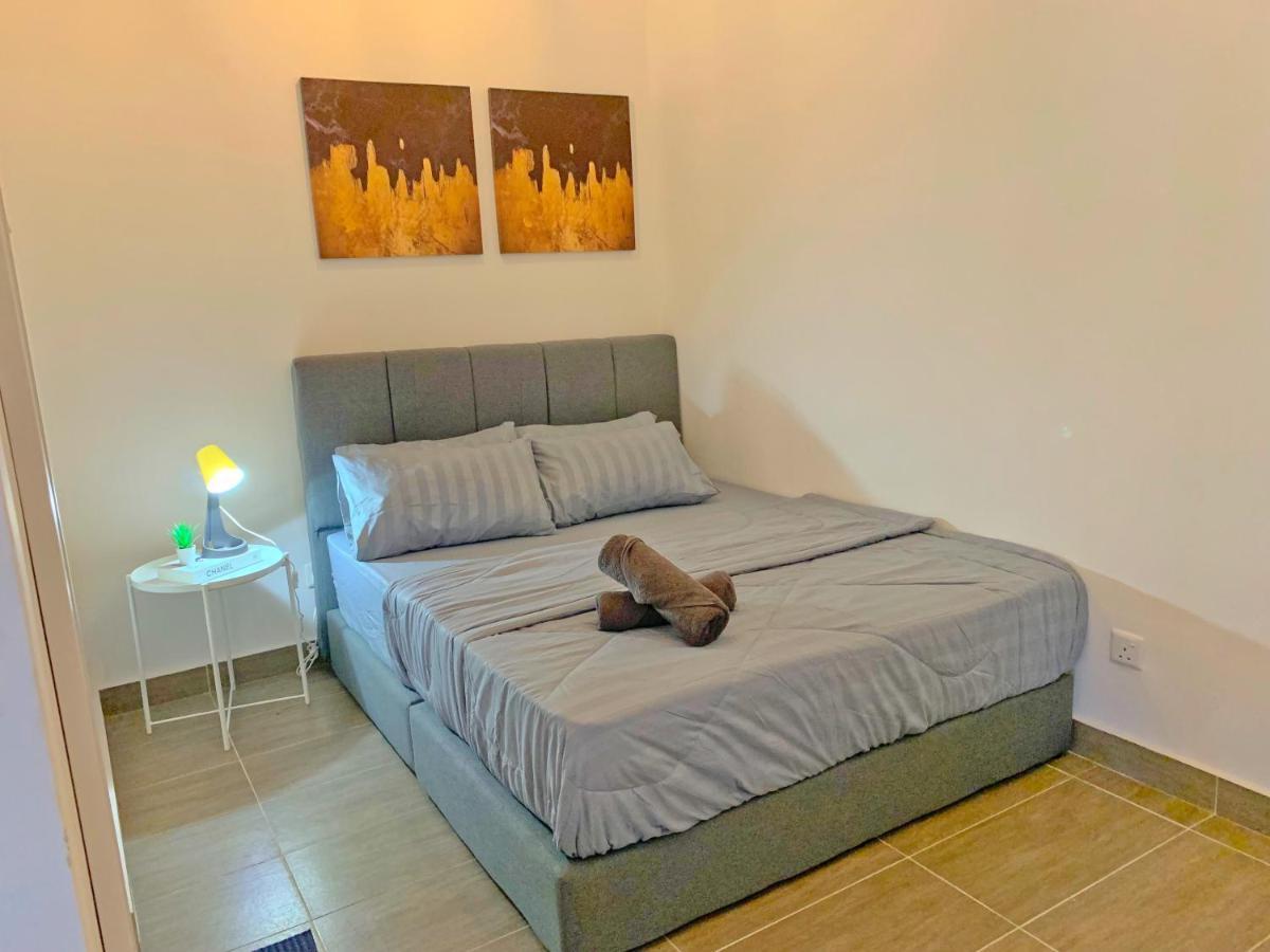 Netflix Two Bedroom Troika Kota Bharu Homestay 182 Εξωτερικό φωτογραφία