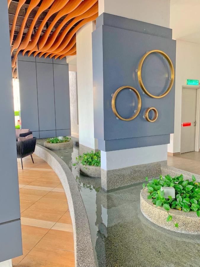 Netflix Two Bedroom Troika Kota Bharu Homestay 182 Εξωτερικό φωτογραφία