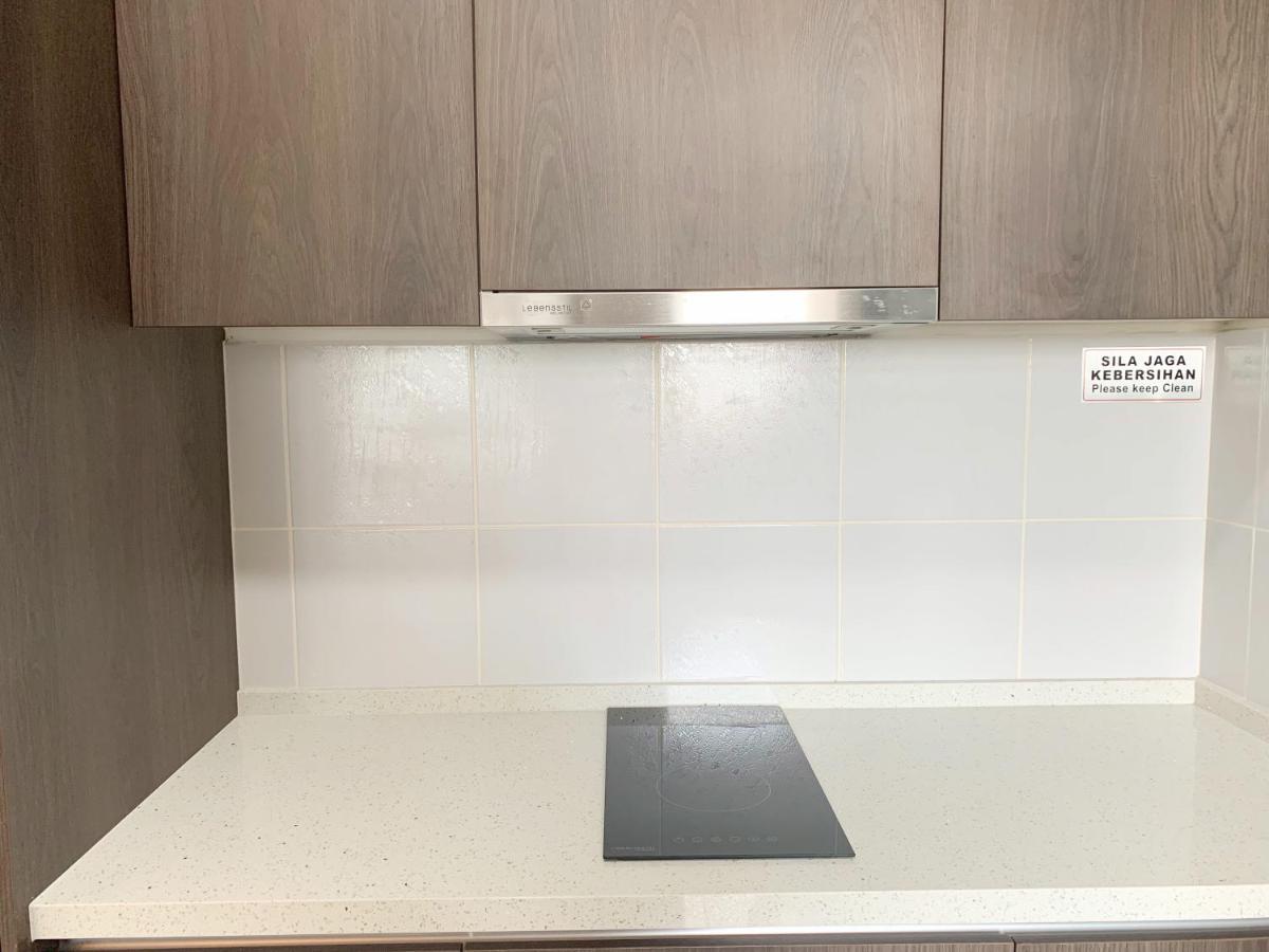 Netflix Two Bedroom Troika Kota Bharu Homestay 182 Εξωτερικό φωτογραφία